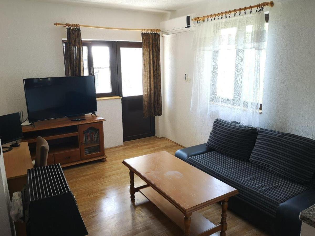 Apartment Bella Marija セニ エクステリア 写真