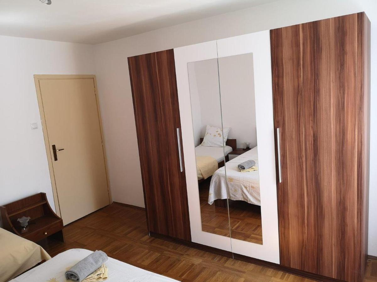 Apartment Bella Marija セニ エクステリア 写真